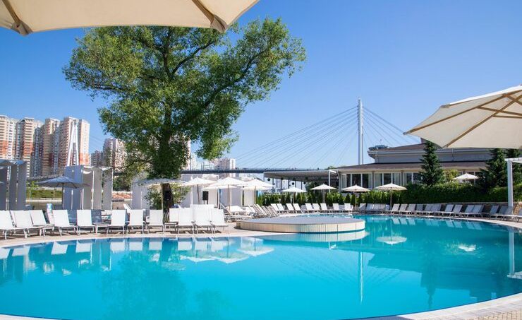 Commercial pool built by Heavenly Outdoor in Spring, Texas